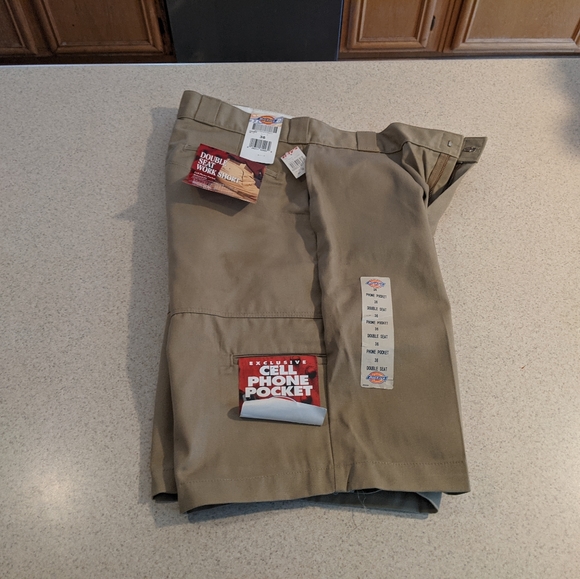 Men's Dickies 36-in waist Double-Seated Workshorts - Picture 2 of 14